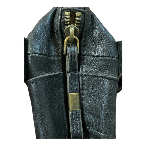 Liebeskind distressed leather shoulder bag/crossbody bag - Picture 8 of 16